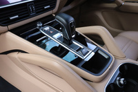 2019 Porsche CAYENNE 