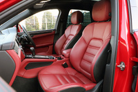 2022 Porsche MACAN 