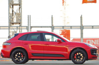 2022 Porsche MACAN 
