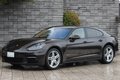2018 Porsche PANAMERA 