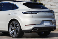 2021 Porsche CAYENNE null