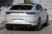 2021 Porsche CAYENNE null
