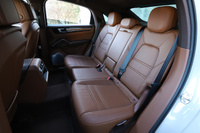 2021 Porsche CAYENNE null