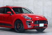 2018 Porsche MACAN null