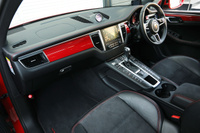 2018 Porsche MACAN null