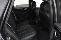 2022 Porsche MACAN null