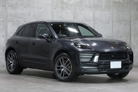 2022 Porsche MACAN null