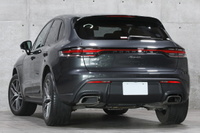 2022 Porsche MACAN null