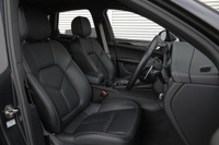 2022 Porsche MACAN null