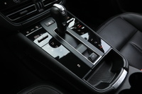 2022 Porsche MACAN null