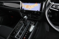 2022 Porsche MACAN null