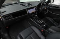 2022 Porsche MACAN null