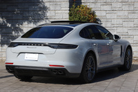 2022 Porsche PANAMERA null