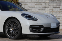 2022 Porsche PANAMERA null