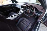 2022 Porsche PANAMERA null