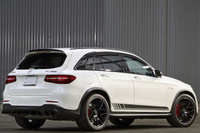 2018 Mercedes-AMG glc-class null