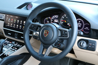 2022 Porsche CAYENNE 