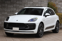 2025 Porsche MACAN 