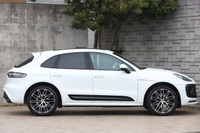 2025 Porsche MACAN 
