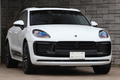 2025 Porsche MACAN 