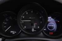 2025 Porsche MACAN 