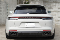 2023 Porsche PANAMERA null