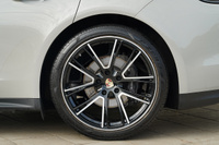 2023 Porsche PANAMERA null