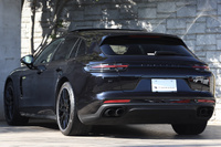 2018 Porsche PANAMERA 
