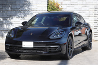 2018 Porsche PANAMERA 