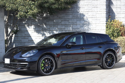 2018 Porsche PANAMERA