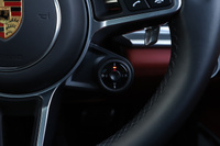 2018 Porsche PANAMERA 