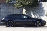 2018 Porsche PANAMERA 