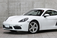 2018 Porsche 718 CAYMAN null