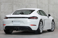 2018 Porsche 718 CAYMAN null