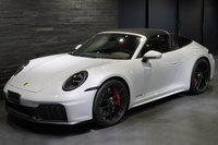 2025 Porsche 911 null