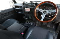 2013 Land Rover DEFENDER null