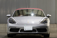 2018 Porsche 718 BOXSTER 