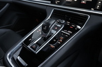 2018 Porsche PANAMERA ４Ｅ ハイブリッド