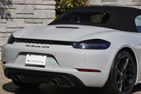 2021 Porsche 718 BOXSTER 