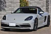 2021 Porsche 718 BOXSTER 