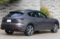 2022 Maserati Levante null