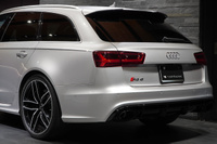 2016 Audi RS6 AVANT null