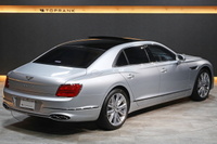 2022 Bentley FLYING SPUR null