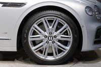 2022 Bentley FLYING SPUR null