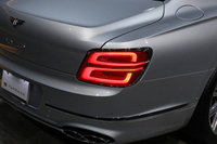 2022 Bentley FLYING SPUR null