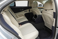 2022 Bentley FLYING SPUR null