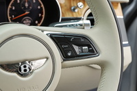 2022 Bentley FLYING SPUR null