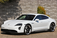 2023 Porsche Taycan 