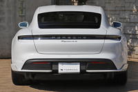 2023 Porsche Taycan 