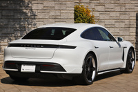 2023 Porsche Taycan 